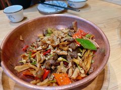 -桥边小楼·手工云南菜·古城观景小楼