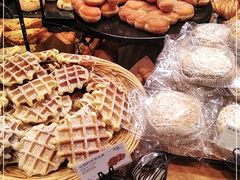 -巴黎贝甜(大宁国际商业广场店)