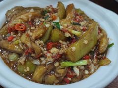 -湖南人家湘菜馆(镇江路店)