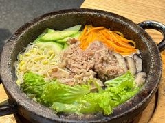牛肉石锅拌饭-姜虎东白丁烤肉(虹桥天地店)