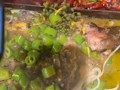 -鸣记脆皮烤鱼·海鲜烤鱼(三八广场店)