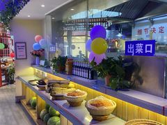 自助取餐区-湘约爨厨(太白立交店)