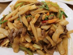 牛肉炒自家腌笋-大唐靓汤江门私房菜(景田店)