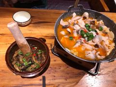 -老滇山寨•云南特色菜•地方菜•民族风情歌舞表演(金碧店)