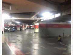 -日月光中心-停车场