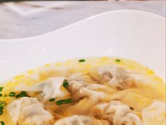-浅深(世茂滨江精品店)