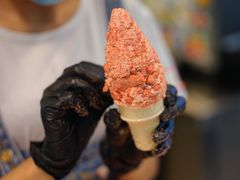 草莓小白兔-BLEUSKA布乳斯佳冰淇淋(金沙印象城店)
