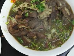 -小胖包子王(定安路店)