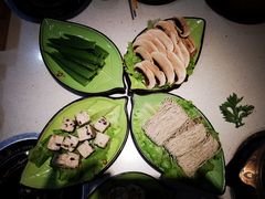 -一叶一世界·素食餐厅(锦华万达店)