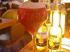-FOUR PLAY BAR
