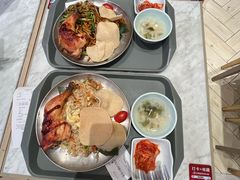 -大食代美食广场(上海中心店)