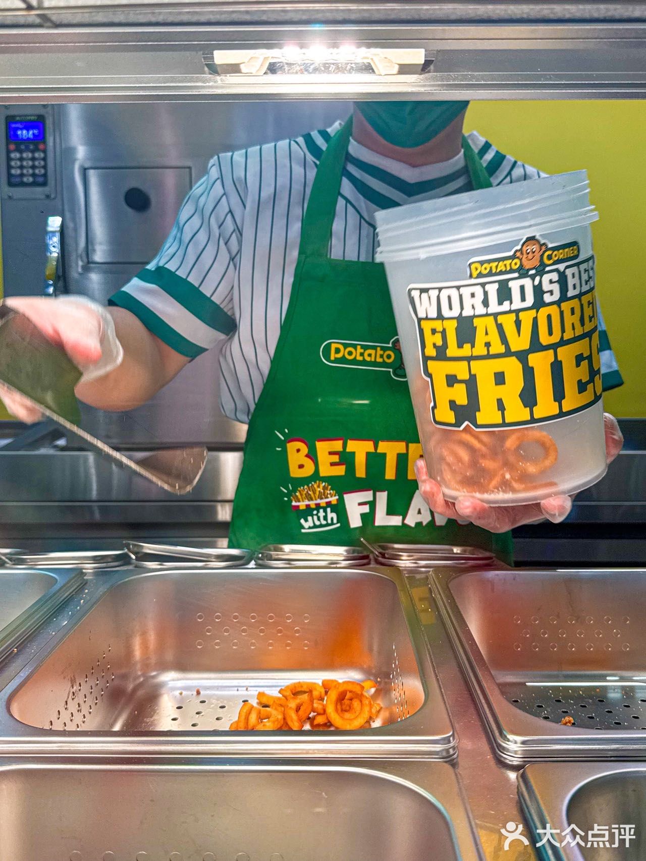 风靡全球的卷卷薯条也是来到中山了！！[流泪]🍟