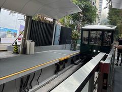 -山顶缆车