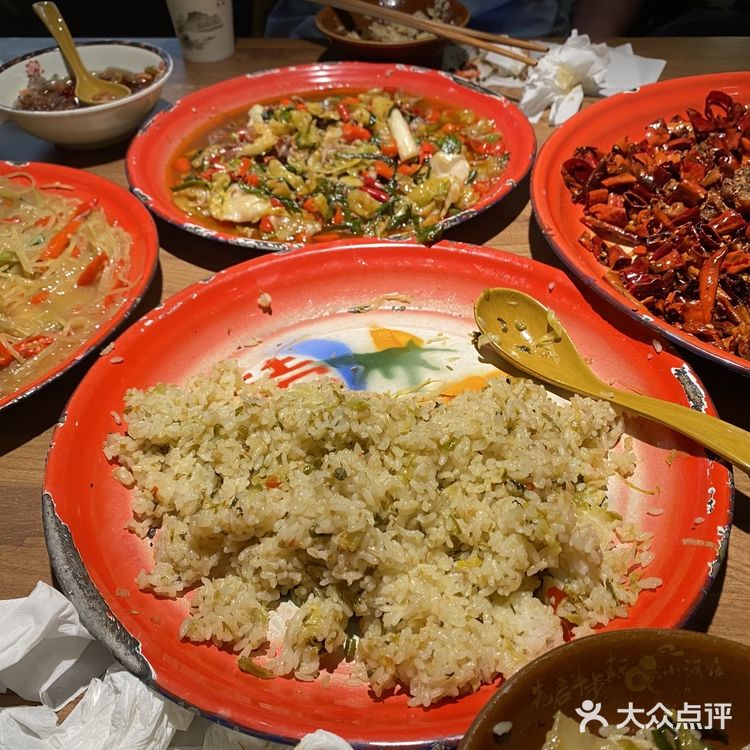 合生汇美食盘点📝适合学生党 情侣 闺蜜朋友的平价餐厅🍴