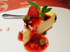 樱桃芝士蛋糕-西堤牛排(南京龙江店)