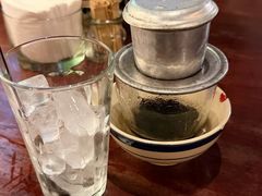 -Cuc Gach Quan Restaurant