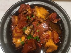 红烧肉烧鲍鱼-丁字口海鲜热炒·烧烤大排档