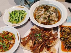 -臻席·川·川菜甄选(星河汇店)