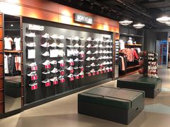 -耐克(恒隆广场店)