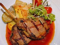 -Oasis Bar & Grill