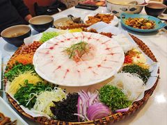 横州鱼生-顺水流·横州鱼生馆(华丰城爱琴海店)