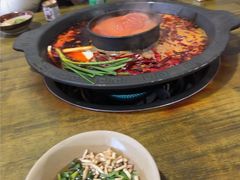-黄潇洒老火锅(九眼桥宏济巷店)