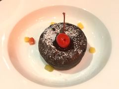 黑巧克熔岩蛋糕-YUE·6·西式融合餐厅(外滩六号店)