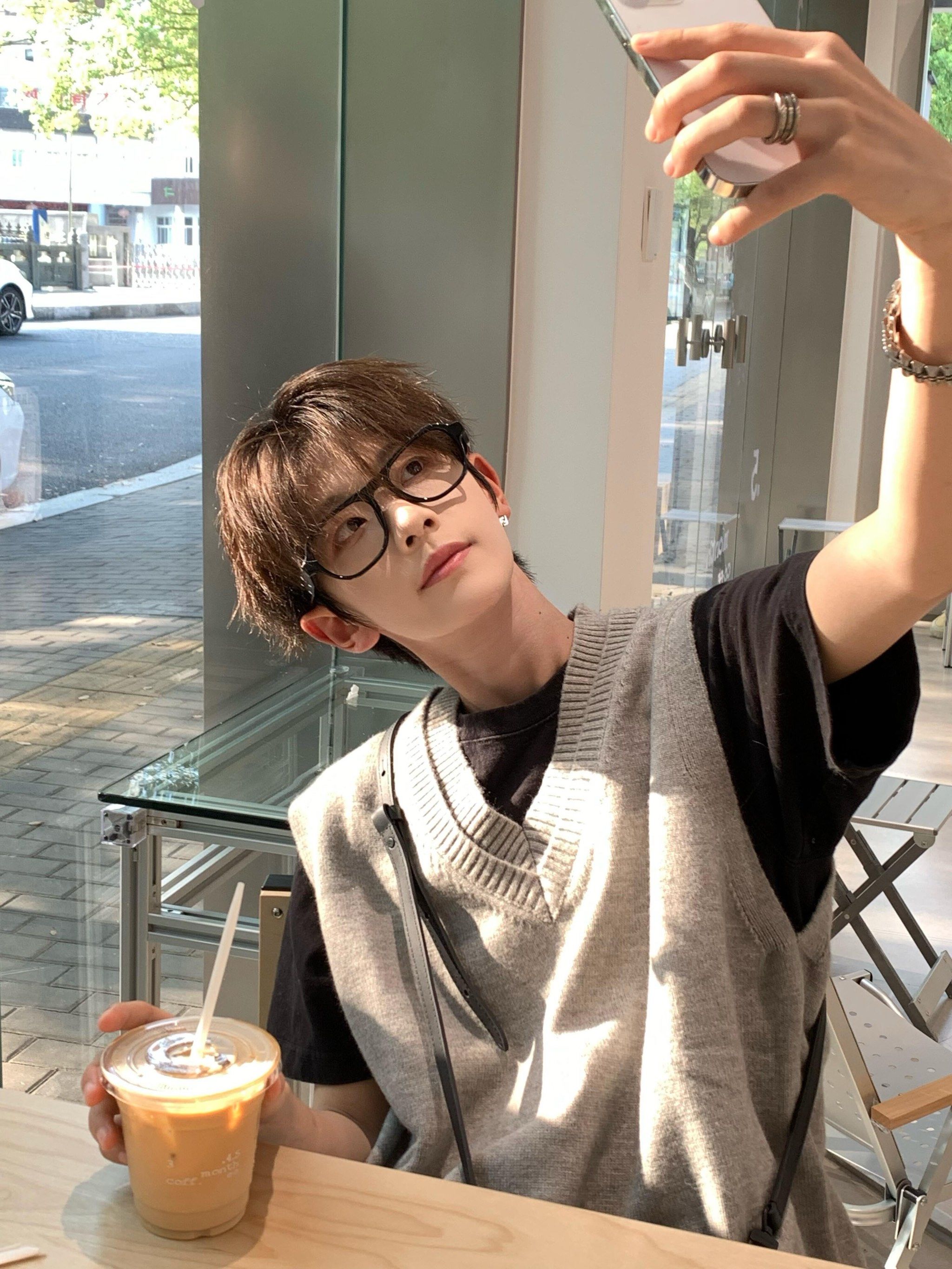 学剪帅气男生头