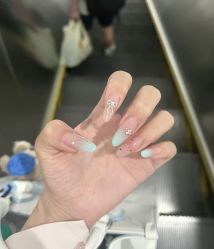 -七月美睫 美甲