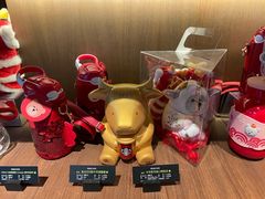 -星巴克(杭州湖滨银泰E区店)