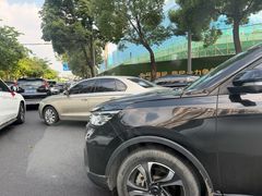 -必胜客(大悦城店)
