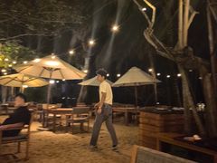 -三亚艾迪逊酒店·海滩烧烤 BARBACOA·现场乐队·浪漫晚餐·烧烤海鲜