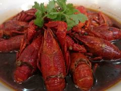 -扒虾小妹儿麻辣海鲜(宏图街店)