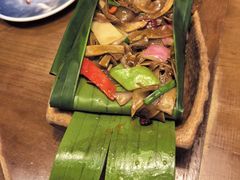 -雀舞云南菜(天津天河城购物中心店)