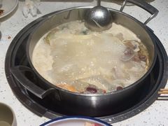 -三人行骨头王火锅(长寿店)