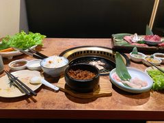 -炼火烤肉店