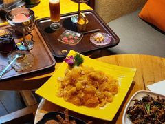 -月亮眼花园餐厅书吧酒吧