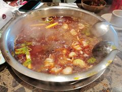 -肖肖酸萝卜鱼火锅(总店)