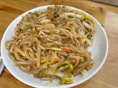 -宏兴烤鱼山庄(宣恩总店)