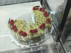 -黑草莓(重庆路店)