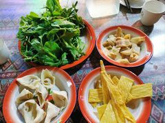 -郭婆婆疯子鸡·土货江湖菜馆