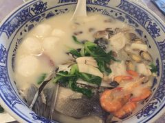 八宝鱼头-山外山菜馆(玉泉路店)