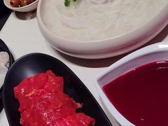 -老牌坊云南鱼豆花火锅(哈西万达店)