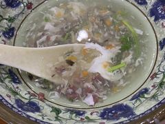 -正宗开封黄家灌汤小笼包子