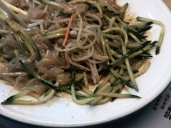 -关东小磨东北菜(上海长风大悦城店)