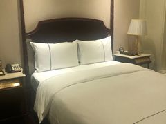 -茂名熹龙国际大酒店(人民广场高铁站店)