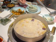 -洪氏嗨捞·猪肚鸡火锅(阳光天地店)