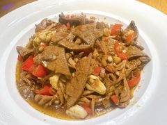 -黄泥岗·地道湖北菜(奥特莱斯店)