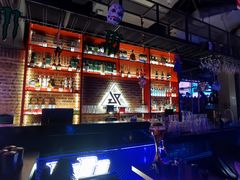 -UP嘻哈酒吧(粉巢店)