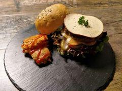 -HIGH FIVE哈福手工汉堡(桂林路店)